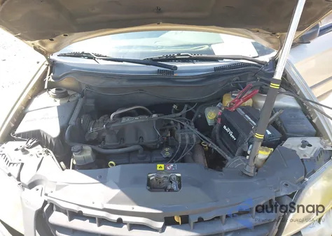 2005 Chrysler Pacifica z USA, uszkodzony, nr VIN 2C4GM48L75R521156